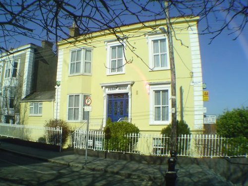 ferryhousebandb's profile picture. The Ferry house B & B is located in Dun Laoghaire, a vibrant town with an abundance of  facilities,amenities and a magnificent harbour, the towns focal point.