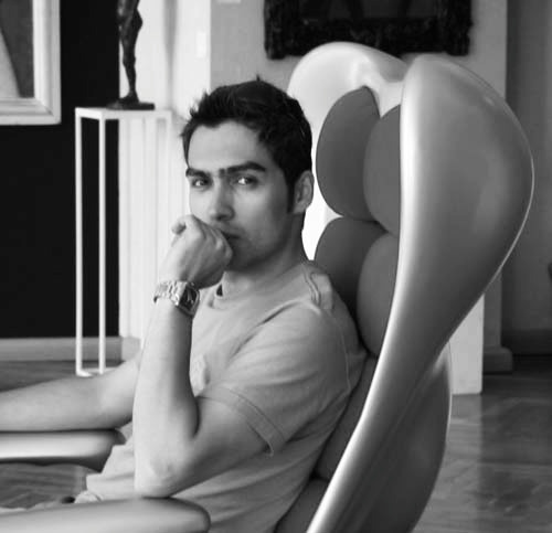 Pouyan Mokhtarani was born in Tehran. from early childhood he showed a keen interest in Art and design.recently he is an activist in social critics and politic.
