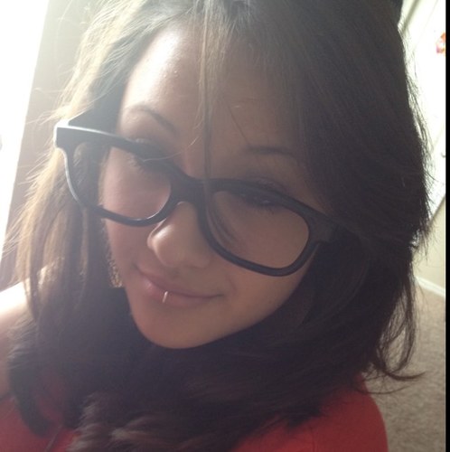 BreezyBabe22's profile picture. 
