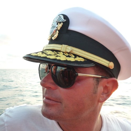 Christianicious's profile picture. 