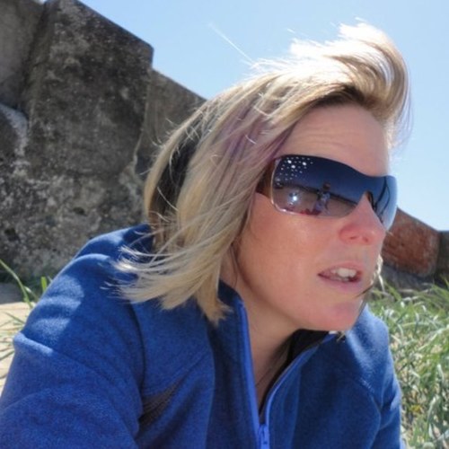 lynsalou's profile picture. 