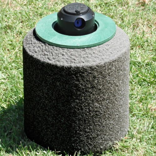 VariThrow (TM), The Intelligent Sprinkler (SM), waters the exact shape of your grass lawn. So say good-bye to expensive and water-wasting pop-up sprinklers!