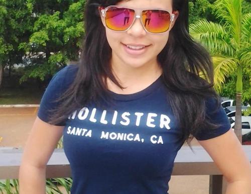 Meu nome é Amanda. Sou mt Ciumenta, alegre e bonita kkk. Um dos meus objetivos é: Nunca
desanimar e ser sempre Feliz. #XOXO Tristeza.