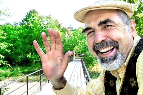 Businesscoach & Creative psychologist and inventor of INSZENARIO the systemic tool! Ich liebe meine Arbeit.