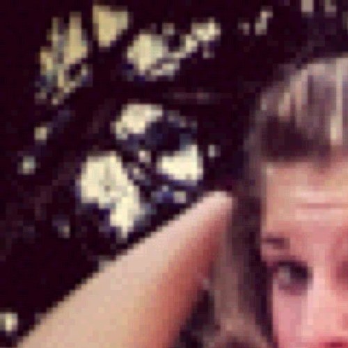 Antheaarbanti's profile picture. 