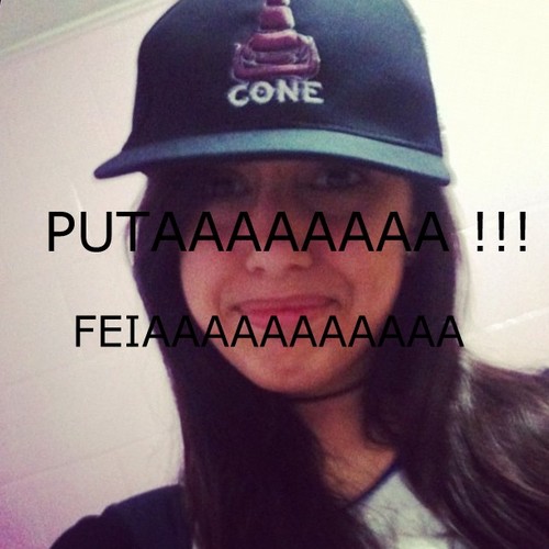 Feito pra quem odeia essa garota !!! falsa,horrivel,quer fama