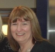 julie_gy's profile picture. Lady what lunches