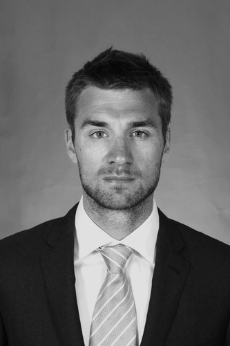 Managing portfolio of sports assets @FMCFinvestments. Advised teams, players @RWMGSports. Formerly sports agent @FA @NHL. Alumnus @UMichLaw @SantaClaraUniv