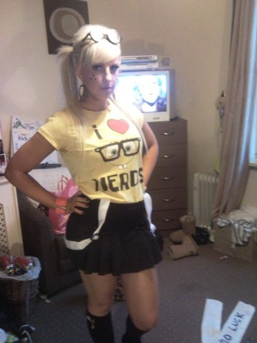 A 20 year old #College #student from #California. Just want to make #friends online.