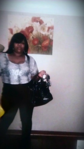 ashtonmikey30's profile picture. 