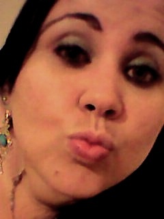 layne_ab's profile picture. Deus me proteja de mim, e da maldade de gente boa e da bondade de gente ruim.