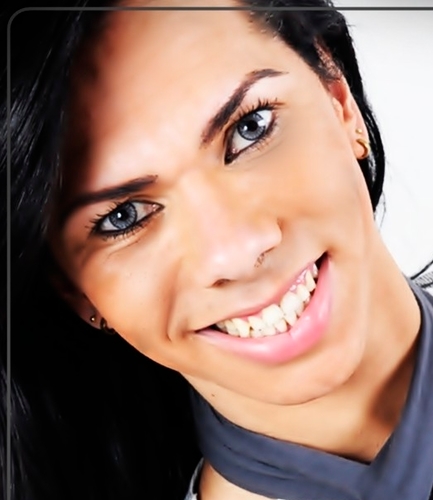 Sou o Rafael Vennenos dançarino fenomenal, super alto astral, amigo, engraçado, feliz. adoro fazer amizades e sou simplesmente demais..adoru.