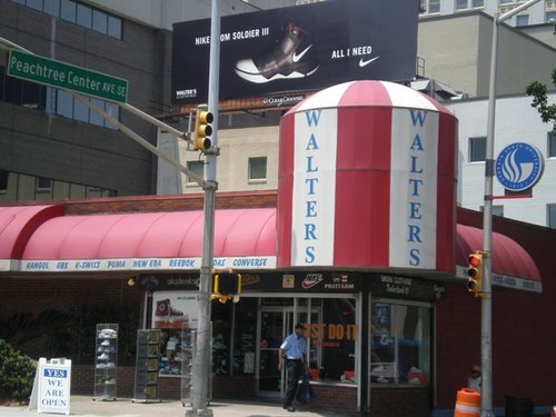 waltersclothing's profile picture. 66 Decatur Street S.E Atlanta GA 30303
404 688 8859
http://t.co/428iAbLz
http://t.co/t83AySVK