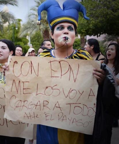 TheRobertiko's profile picture. GREAT FOX!!! El Actor-Gastrónomo Profesional, artesanal, gourmet... (sarcasm).