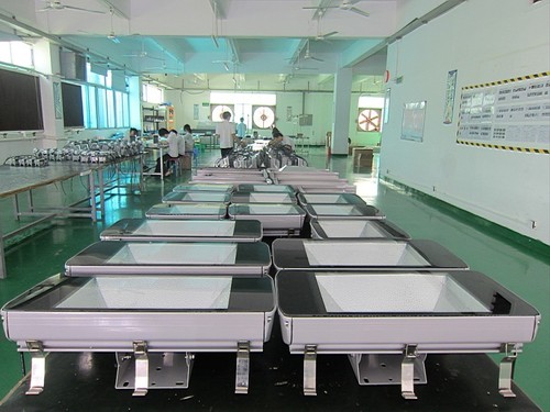 Shenzhen Leyond Opto electronics specialised in manufacture LED lamps from 2005.