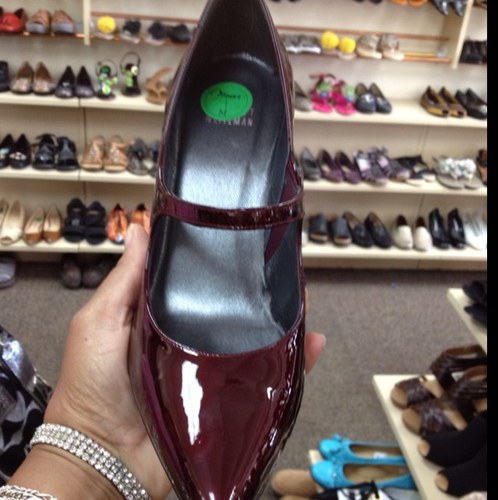 ScubaChica's profile picture. 