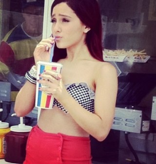 awkwardfaux's profile picture. Hi, You see this girl, yeah shes so fucking beautiful. You mess with her heart, Ill mess with your face. ~Jai