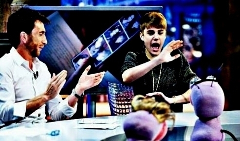 i love @justinbieber and i follow back :)