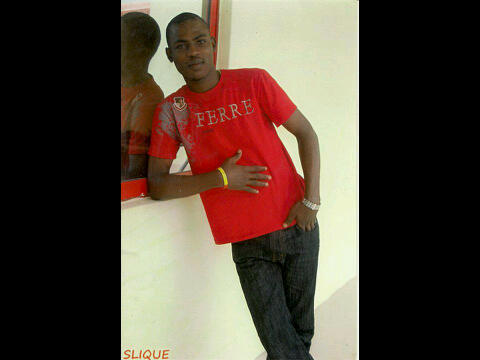 caponnatty's profile picture. soft minded fellow