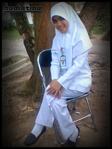 I'm Nurse Eka Arma follow aq yach.......;-)