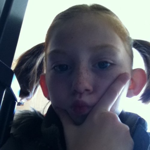 jessicahutchi14's profile picture. 