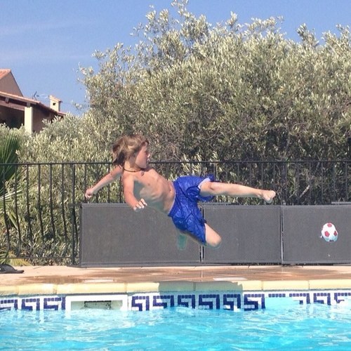 siem2003's profile picture. 