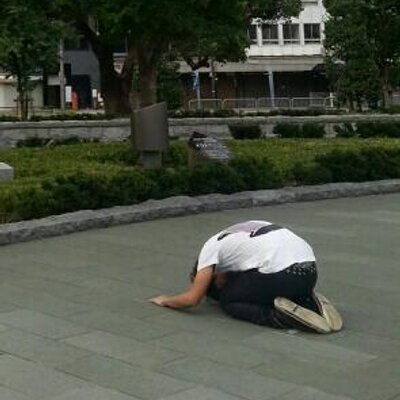 ぺやんぐ 名探偵コナン 業火の向日葵 鑑賞 最近はキッドが出てくるとつまらないね コナンと仲良くなりすぎた上に ルパンには勝てないのが辛いところ そして 例年通りゲスト声優が棒すぎて犯人 特定できました