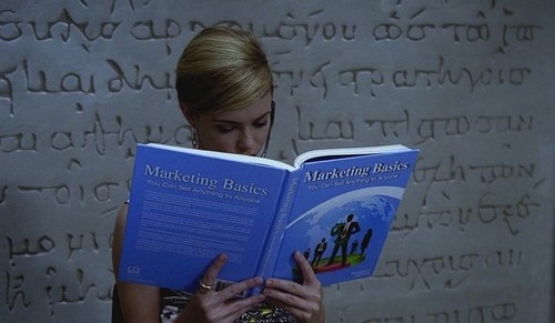 lolreception's profile picture. Receptionist, Canadian, Coffee Addict.  I deal with grumpy old men on a daily basis...At least they're not boaters.