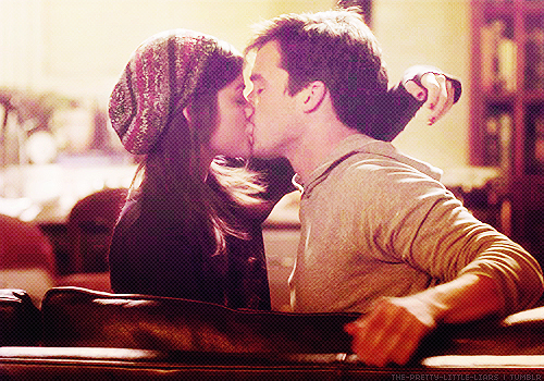 Watch too much TV and far to obsessed with PLL but @IANMHARDING is just too beautiful  
Just ask and i'll follow back ;)