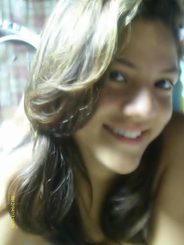Bio?
Nαo importα o quє єu diigα,
Vocє irα vαlorizαr pєlo quє vê,
julgαr pєlo quє ouviu
e opinαr pєlo quє conhєcєu (!)
Segue?