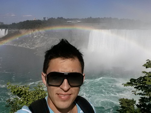 Road_Danger's profile picture. Si lees esto ya es demasiado tarde, la humanidad a llegado al final de sus dias. Por favor desperdicie su tiempo tuiteando.