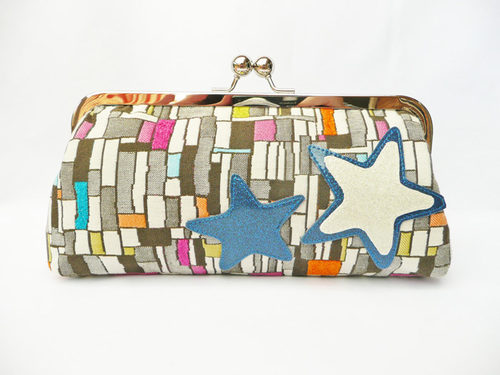 Handcrafted handbag designs made by me & not some factory. We are all unique individuals! Show our individuality by our creativity! http://t.co/FbmxzdvqId