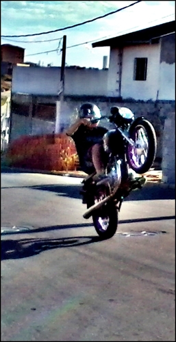 ,  fé em Deus que ele é justo irmão (: