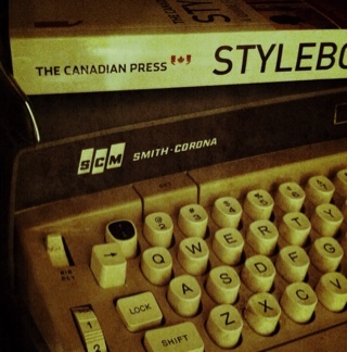 EditorTips's profile picture. A Canadian journalist sharing tips gleaned from the CP Style Guide and daily copy editing. My other handle is @wyliewriter