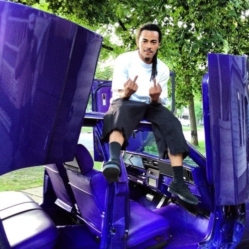 LPEEZY217's profile picture. WELCOME 2 THE BATTLEFIELD