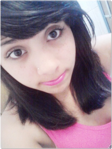 Busco nos olhos de Deus encontrar o meu anjo guia aquele q me amara sem conseitos e mt menos preconceitos que me tornara mulher de vdd