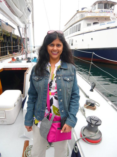 tanvi_shah's profile picture. Tech Recruiter @Facebook who also loves skiing, dancing, cooking, traveling and being a mom!