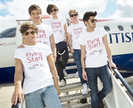 My name is Jade. I'm 14 years old. I'm French #Directioner, #Mixer, #Brats...  Follow me ! I follow back. :)