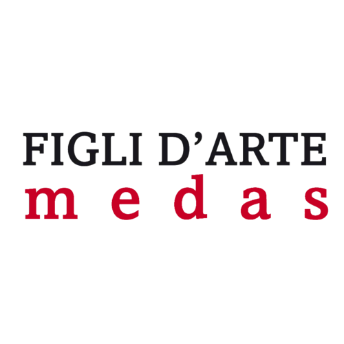 La compagnia teatrale Figli d'Arte Medas è impegnata da oltre 20 anni nella produzione e distribuzione di spettacoli teatrali.