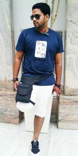 boomjomes's profile picture. ✈️