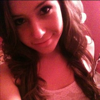 _ashrichardson's profile picture. 