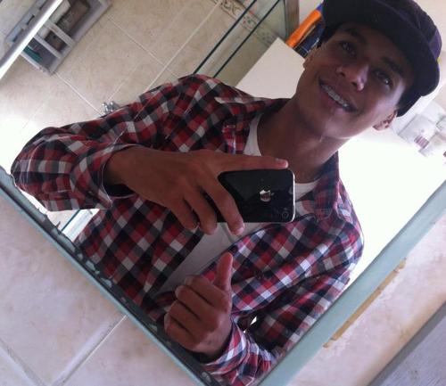 ....So Um Mlk Simples De Sampa De 16 Anos E To Aihh
