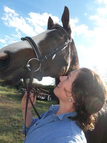 Equestrian, post-humanist, feminist, anti-racist, neat freak and opinionated teacher. #ImWithHer