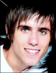 Eu AMO estar ctg, eu AMO tocar vc, eu AMO olhar vc, eu AMO sentir seu cheiro, eu AMO o seu olhar... resumindo, eu amo vc @vemkbarbs ...s2