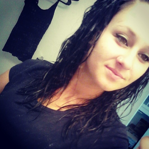#TeamSingle #Gemini #Party&Bullshit 
I Follow Back :)
