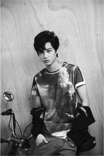 EXO 멤버 KAI 팬페이지 준비중입니다