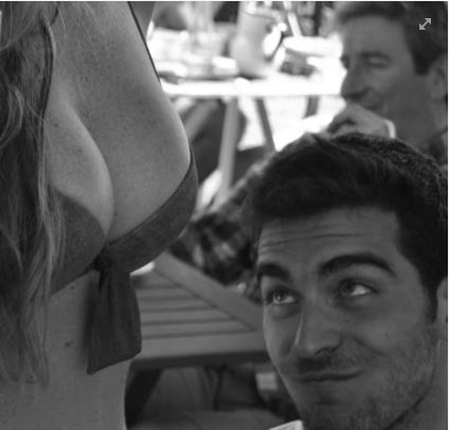 VdotCdot's profile picture. Experto en porno no convencional.