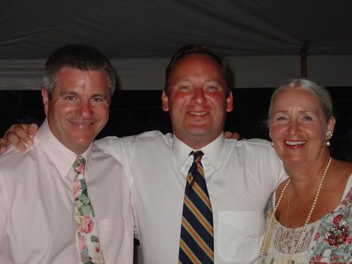 hallsworld's profile picture. "Democracy Dies in Darkness"