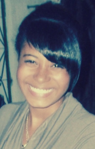 #Ariana 16 aninhos# *Uma garota que adora fazer amizade e anda sempre com um sorriso no rosto . Humildade & alegria !