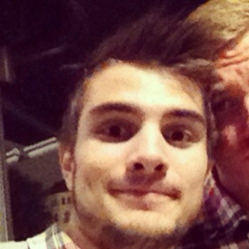 alexisboren's profile picture. 